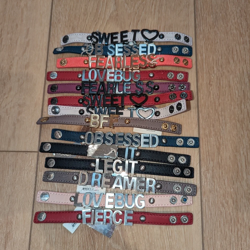 BCBGeneration Bracelets Lot of 14 dreamer fearless sweet heart snap affirmation - Picture 1 of 1